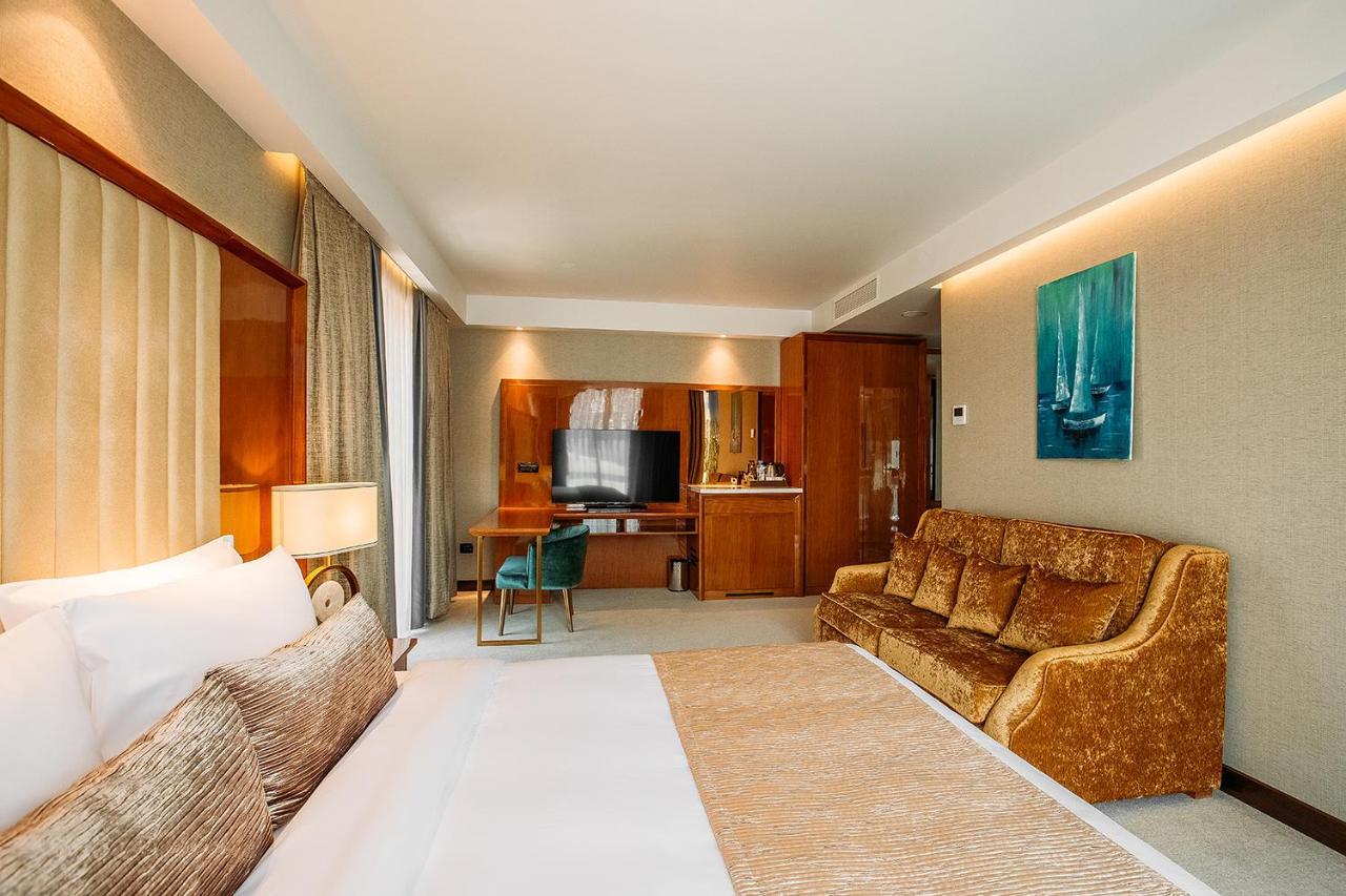 Marjan Plaza Hotel Tbiliszi Kültér fotó